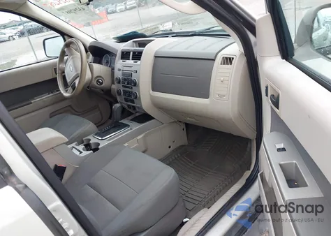 2009 Ford Escape Xlt from USA, damaged, VIN 1FMCU93G79KB63014